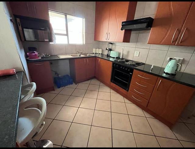 3 BEDROOM PROPERTY TO RENT IN MANTEVREDE